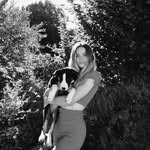 Ellie - @elihillphoto - Instagram