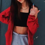 elizabeth - @elizabethkeckercloset - Instagram