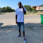 Eli Russell - @eli.russell.5203577 - Instagram