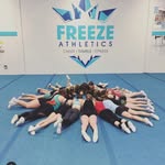 @elischeerspam - Instagram
