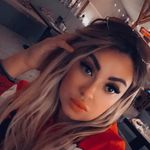 Eli Small - @elli_smol - Instagram