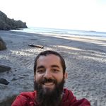 Eli Small - @eli.small.5 - Instagram
