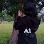 Lizzy Stranger - @elisuazo_11 - Instagram
