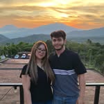 Elizabeth - @elivigil21 - Instagram