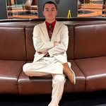 Elijah Schultz - @baconbabochka - Instagram