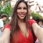 Elina Brooks - Facebook