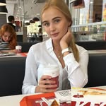 Elinor Boyce - @elinorjanet994 - Instagram