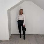 Eleanor Dean - @eleanor.dean.14 - Instagram