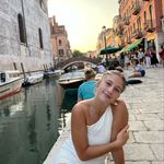 eleanor toth - @ellietoth_ - Instagram