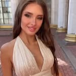 Elinor Yang - @elinoryang83 - Instagram