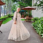 Elisa Ballqis - @elisaballqis - Instagram