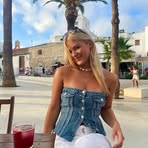 Elisa Bell - Facebook