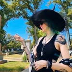 Elisa Bloom - @evilestonessilver - Instagram