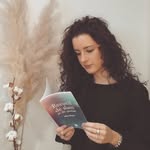 Élise Boyer 🌸 Poétesse & consultante éditoriale - @eliseboyerauteure - Instagram
