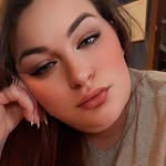 Elisa Christopher - @elisa_rivera98 - Instagram