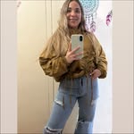Elisabet Colangelo - @abril.c_777 - Instagram