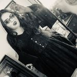 Angela Elisa Davidson - @angelallyfrgellydd - Instagram