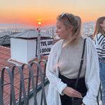 Elisa Ernst - @elisaaa.m.e - Instagram