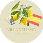 Elisa Farmer - @villavelisyiamurcia - Instagram