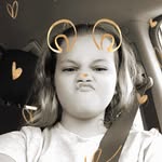 Elisabeth Friesen - @elisafish88 - Instagram