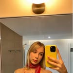 @hicks_elisabeta - Instagram