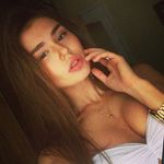 Elisa Johnston - @dorizan170 - Instagram