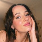 Elise Lambert - @eliselambert98 - Instagram
