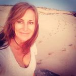 Lisa Pollard - @seventies.babe - Instagram
