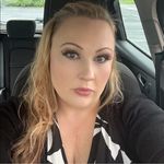 Elisa Powell - @elisa.jane.06 - Instagram