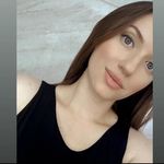 Elisa Reyes - @elisareyesc - Instagram