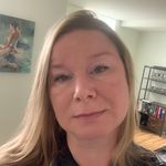 Elisa Roberts - @iwishitwassummer4ever - Instagram