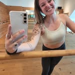 Elisa Ruth - @eeee.cresto - Instagram