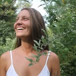 Elise Thomson, CNM | Pelvic + Womb Care | Bodywork - @sacredsisterholistics - Instagram