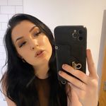 Elisa Townsend - @aahyx - Instagram