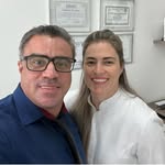 Flávio Monteiro Júnior e Elisa Valério Monteiro - @casal_implantes - Instagram
