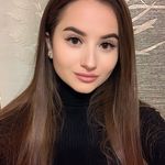 Elise Yates - @eliseyates29 - Instagram