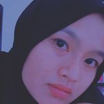 Elisa Julianty - @elisaaayee - Instagram