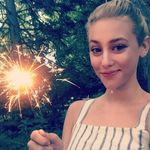 Elisabeth Cooper - @callmeeebeettyyy - Instagram