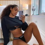 Elisabeth Kim - @elisabethkim18 - Instagram