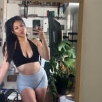 Elisabeth Sanchez - @e_lisabethhpebbles - Instagram