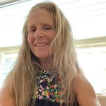Elise Arnold - @elisearnold - Instagram