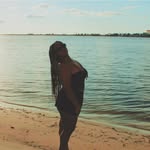 elise🍒 - @elise.batess - Instagram