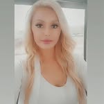 Elise Hebert - @mansiwq - Instagram