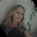 Elise James - @x.elisejames.x - Instagram