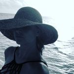 Elise Stone - @elisehstone - Instagram