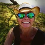 Elisha Bennett - @beachgirlgonecountry - Instagram