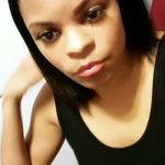 Elisha Lawrence - @therealsharay - Instagram