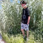 elisha - @elishalevy999 - Instagram
