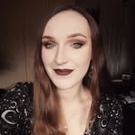 Elisha Read-Rigby - @lonelymountainborne - Instagram
