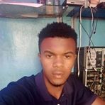 Elisha Robershi - Facebook
